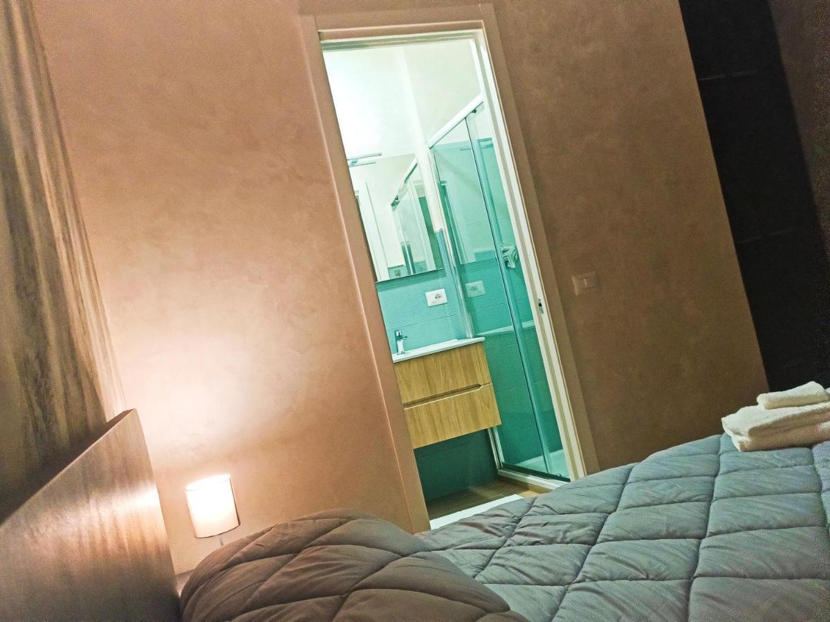 Piazza Duomo Hotel Tuscania Eksteriør billede